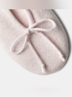 TIEKS CASHMERE SLIPPERS SOFT PINK LARGE- NEW SOLD OUT NO LONGER ON SITE!